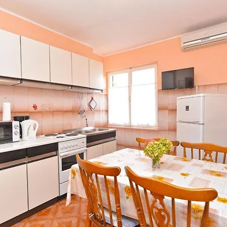 Medulinska 757 Apartment Rabac